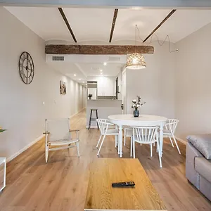apartamentos-centricos-en-tarragona.catalonia-hotels.com/